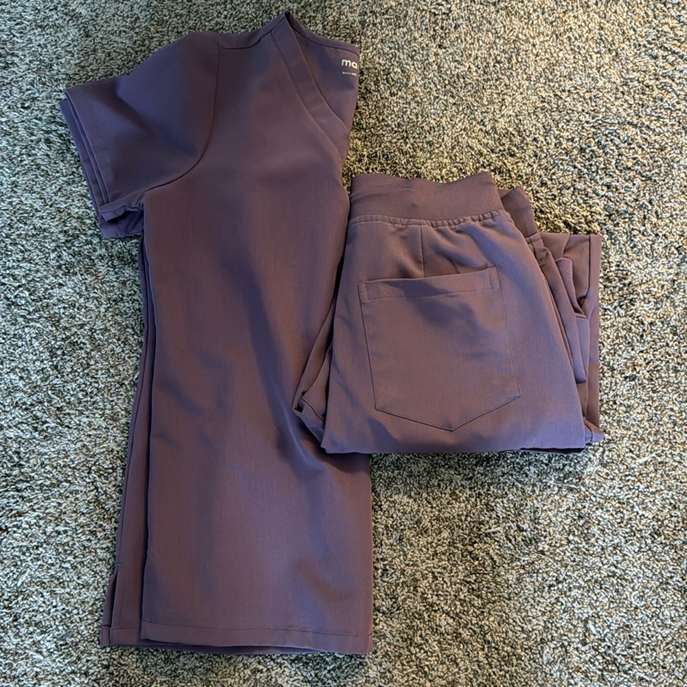 Women’s Mandala Scrubs